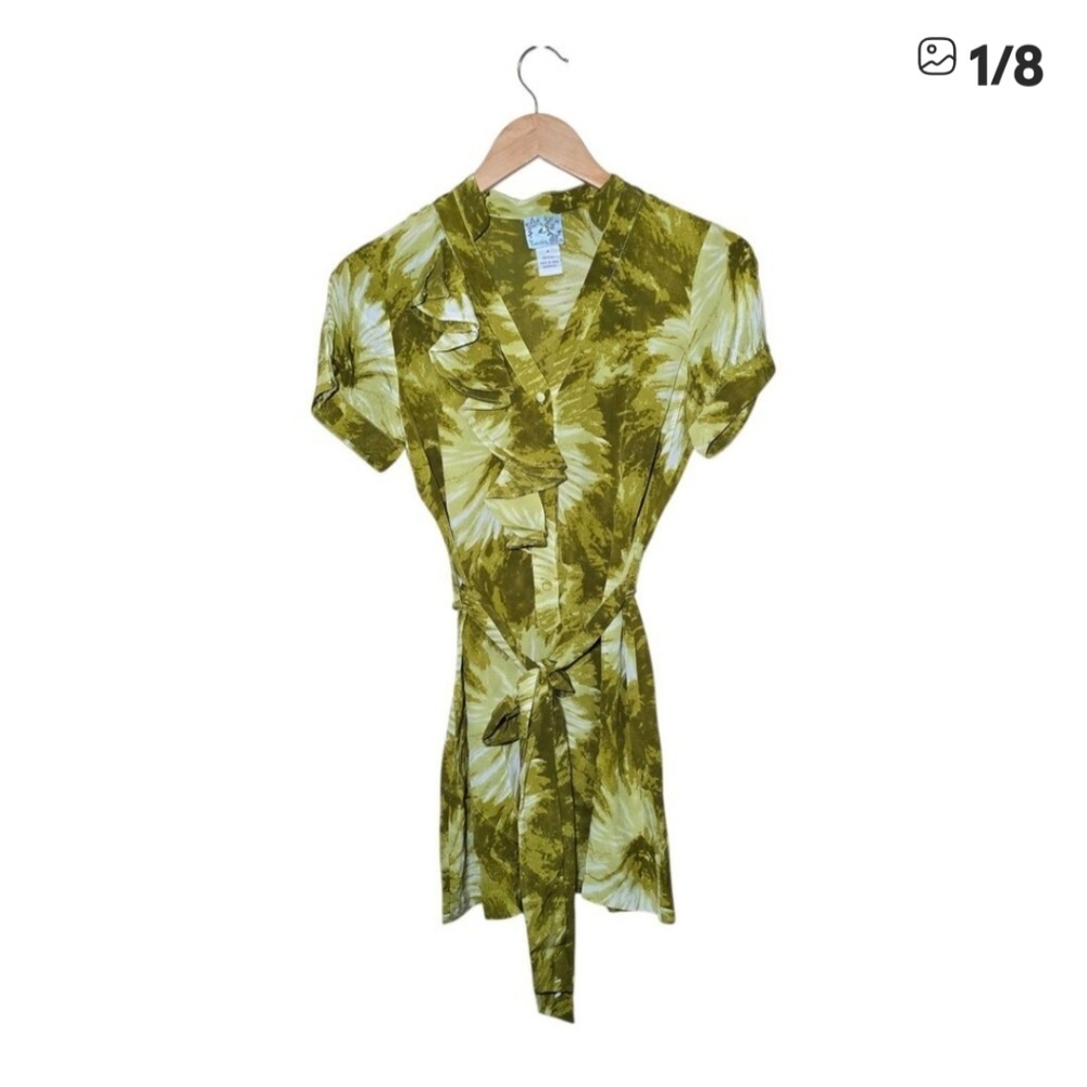 Tabitha Womens  Sz 4 Mini Dress 100% Silk Green  Floral V-Neck